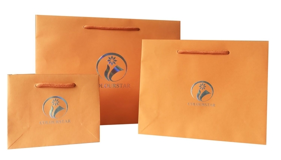 Good price Oranye Personalised Paper Bags / Custom cetak Paper Bags Black Handle on line